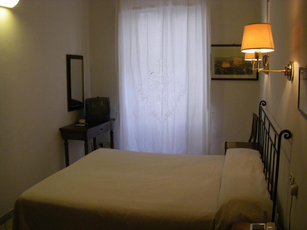 Camera Matrimoniale/Doppia con Letti Singoli