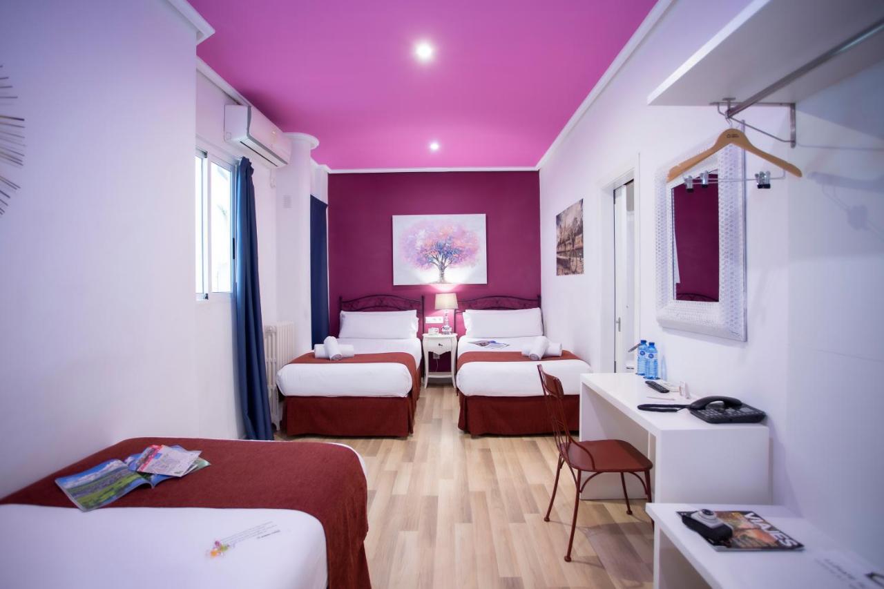 Triple Room,1272693370:JPEG
