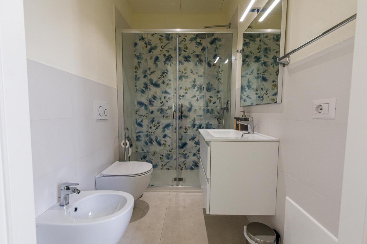 Deluxe Double Room Side Sea View
