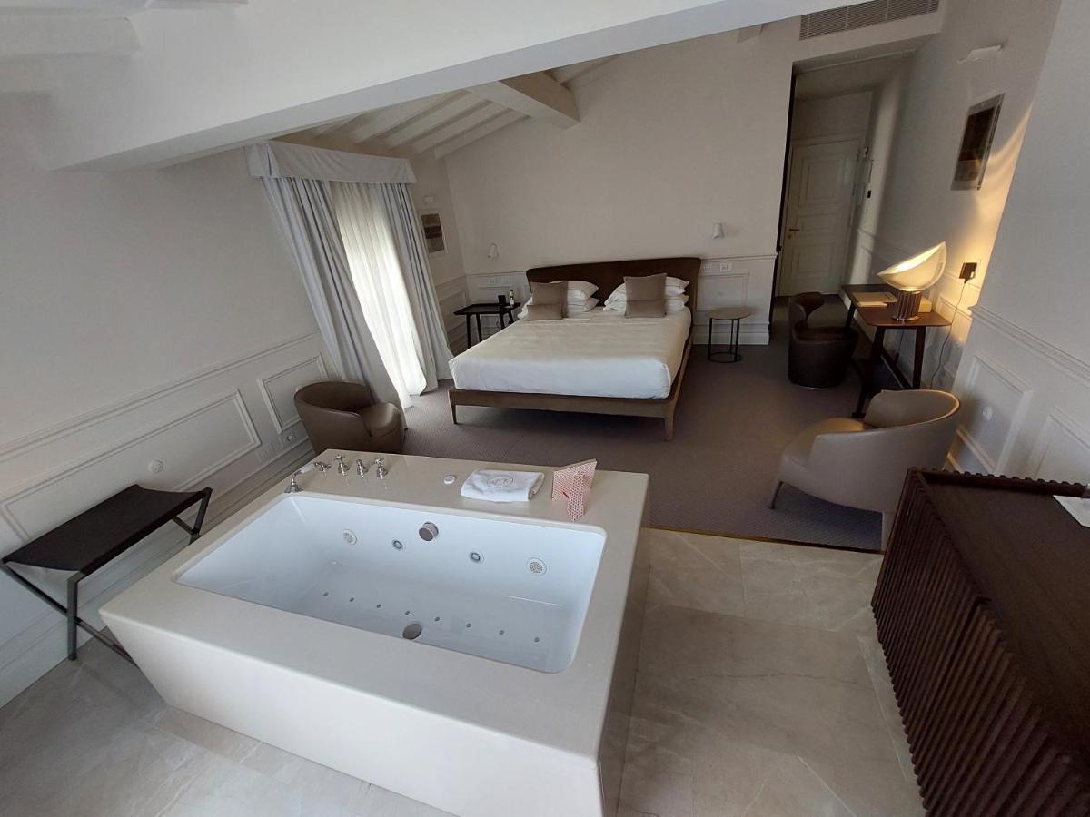 Junior Suite con Vasca Idromassaggio