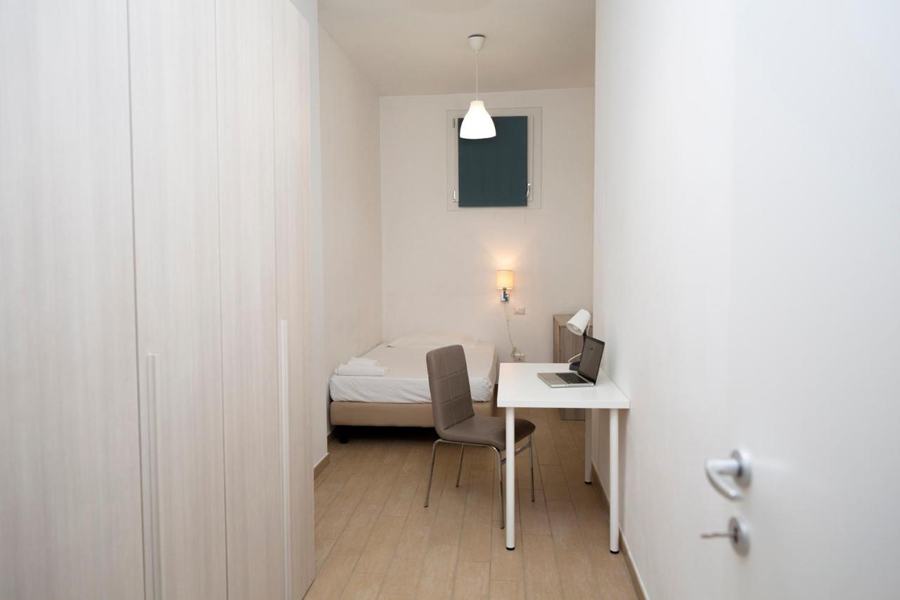 Camera Singola con Bagno in Comune