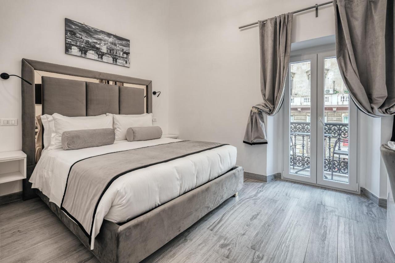 King Room with Balcony,1323870118:JPEG