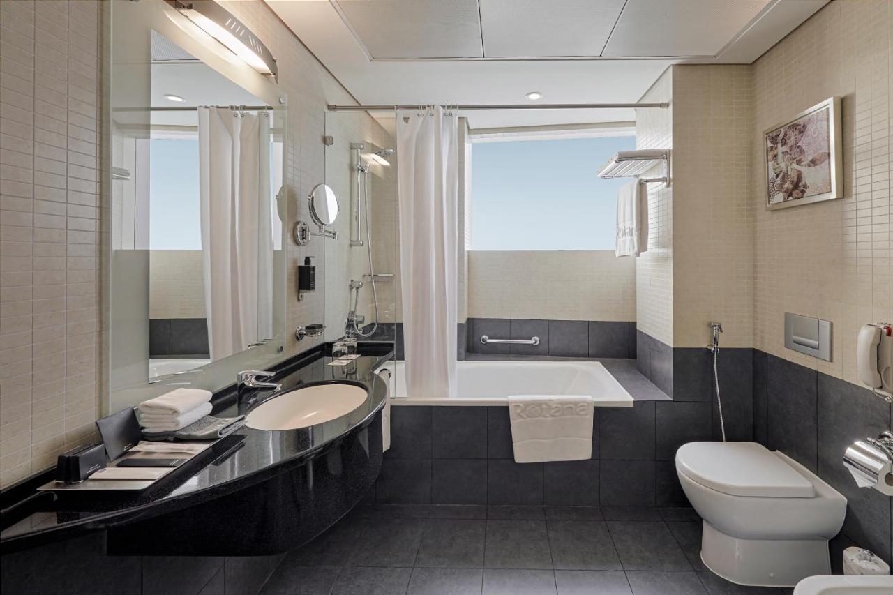 Burj Khalifa View Room - King Bed  ,1338610721:JPEG