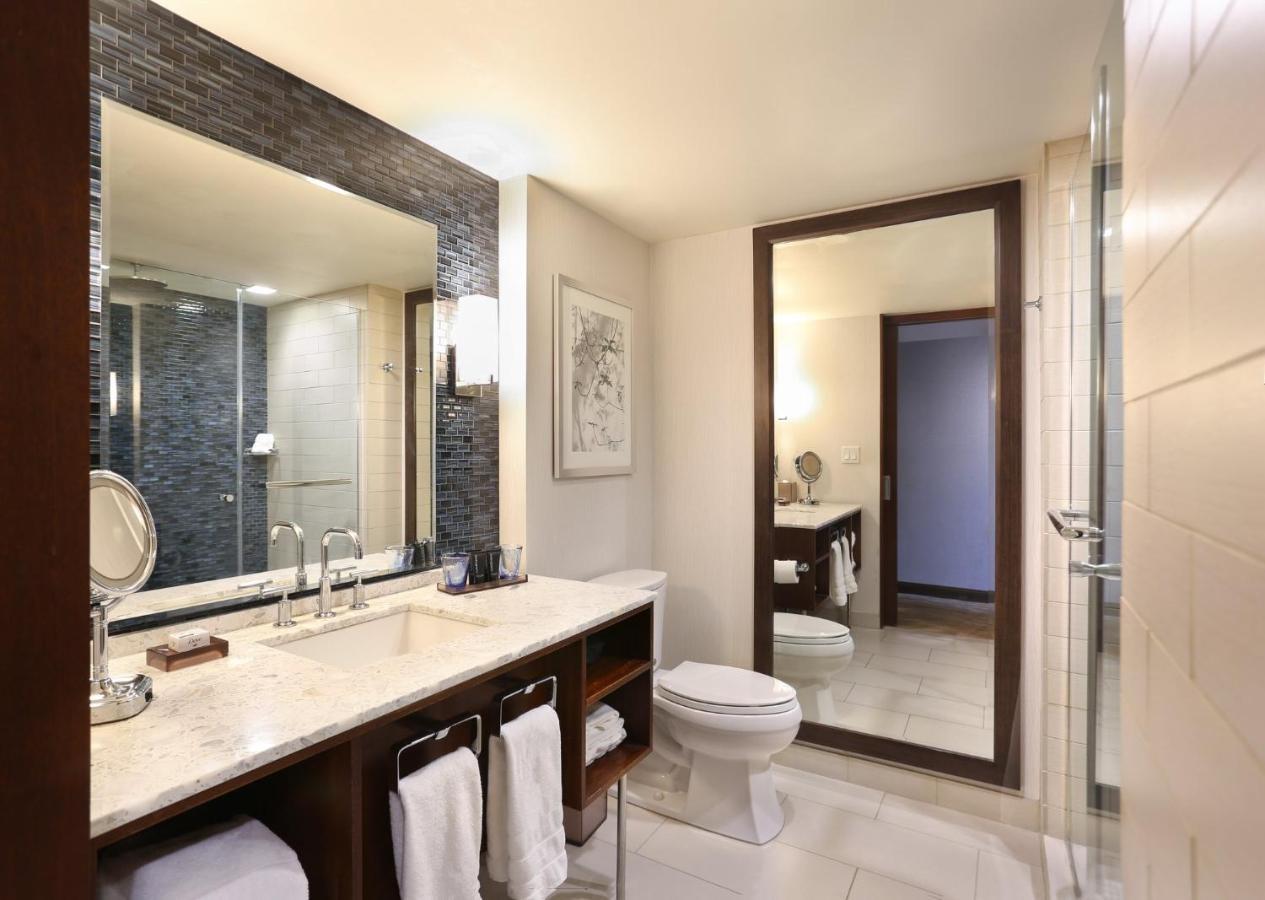 Camera King Premium Angolare con Vista Midtown