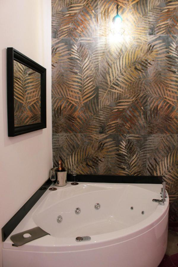 King Room with Spa Bath,1340748356:JPEG