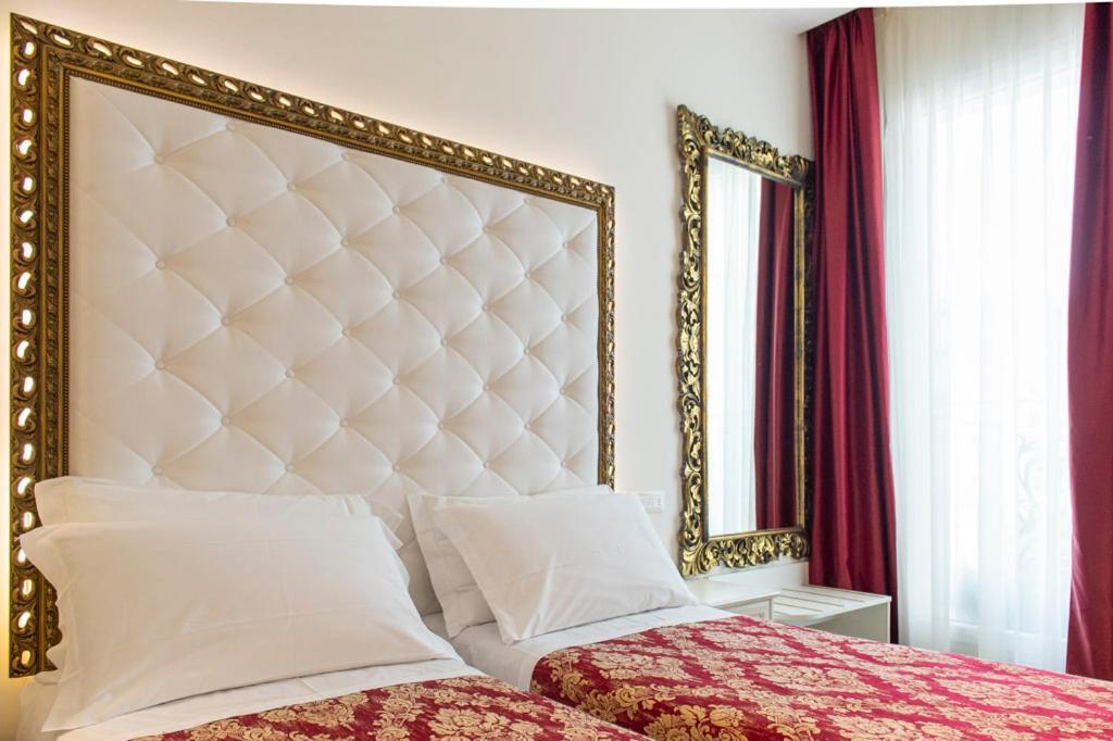 Superior Double Room with Sea View,1344537125:JPEG