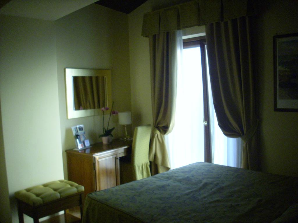Double Room with Private Bathroom,134560812:JPEG