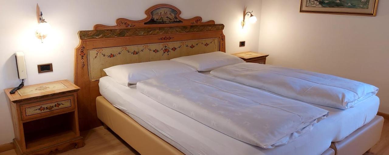 Double or Twin Room with View,1348329251:JPEG