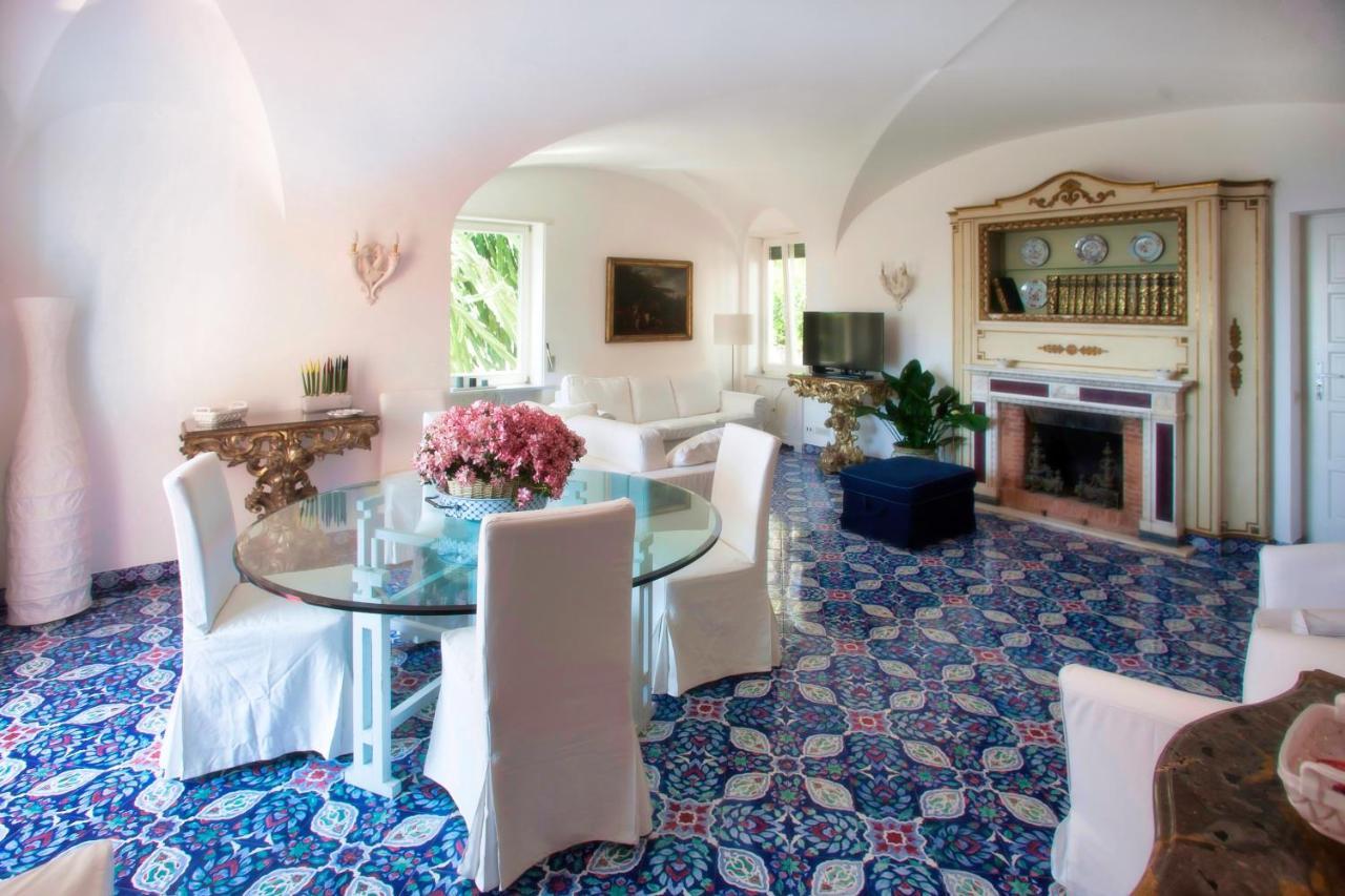 Deluxe Suite Sea View