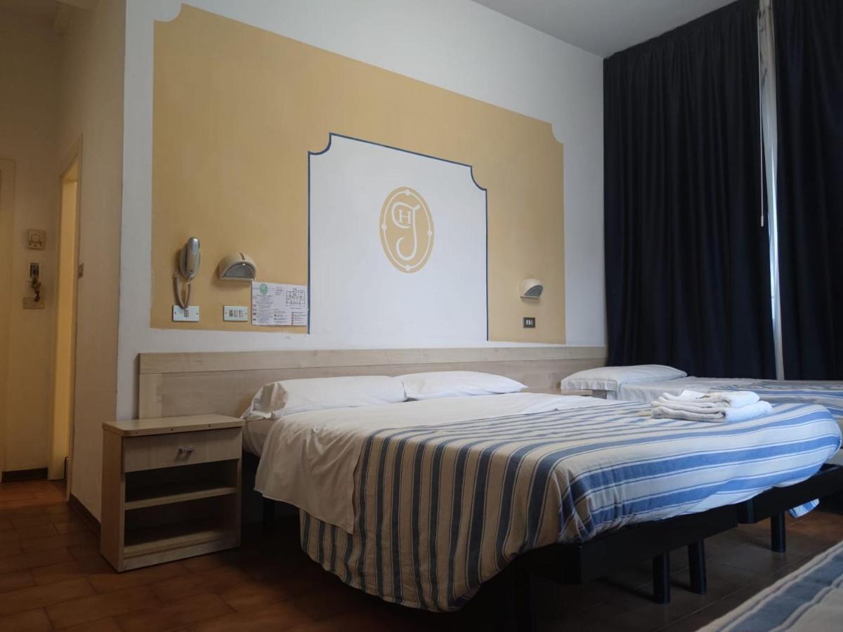 Family Room,1578375653:JPEG