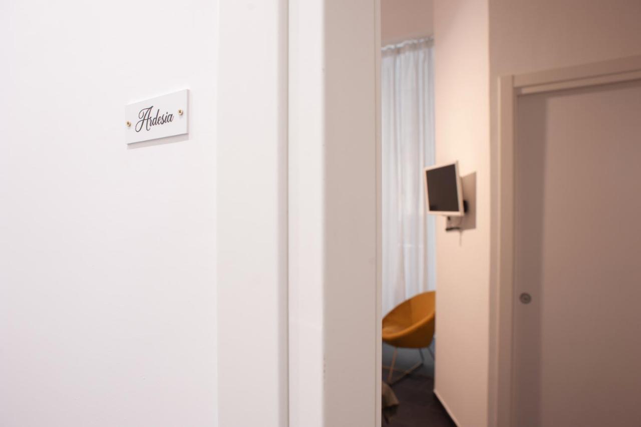 Deluxe Double Room with Balcony,1363288394:JPEG