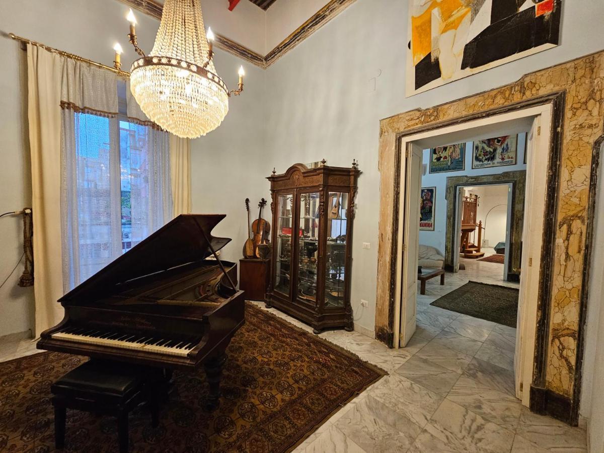 Deluxe  Apartment  With Private Terrace,1359029645:JPEG