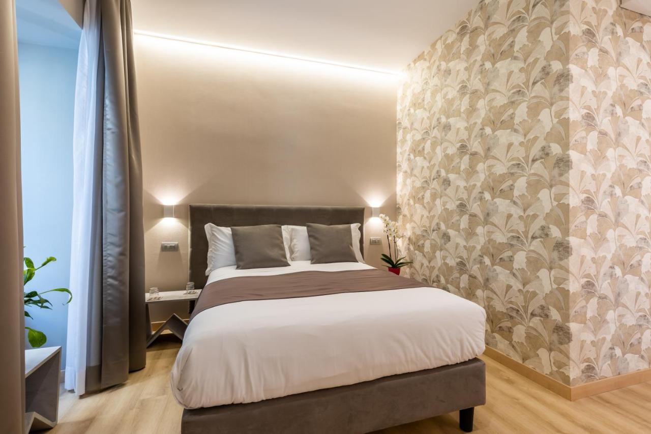 Deluxe Double Room,1364775371:JPEG