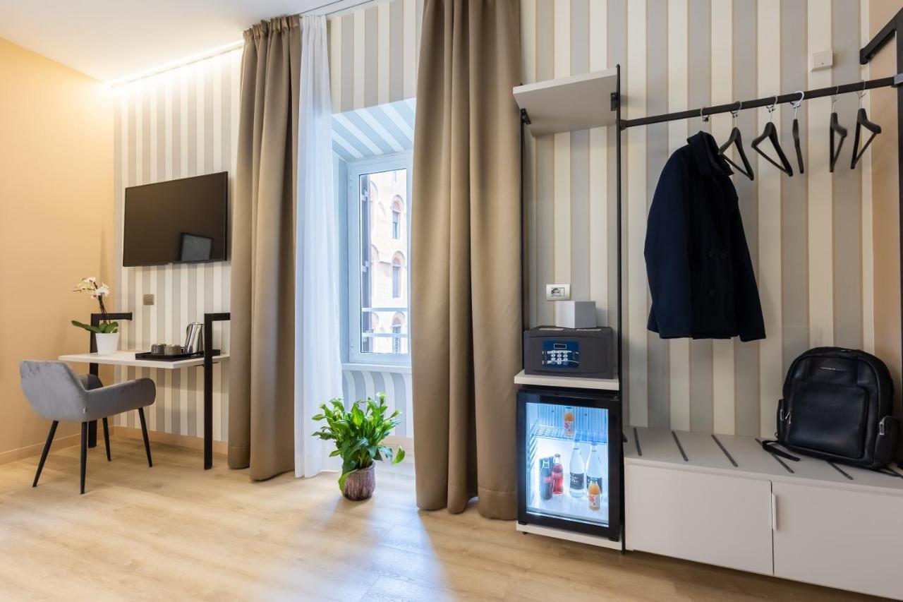 Luxury Triple Room,1364773343:JPEG