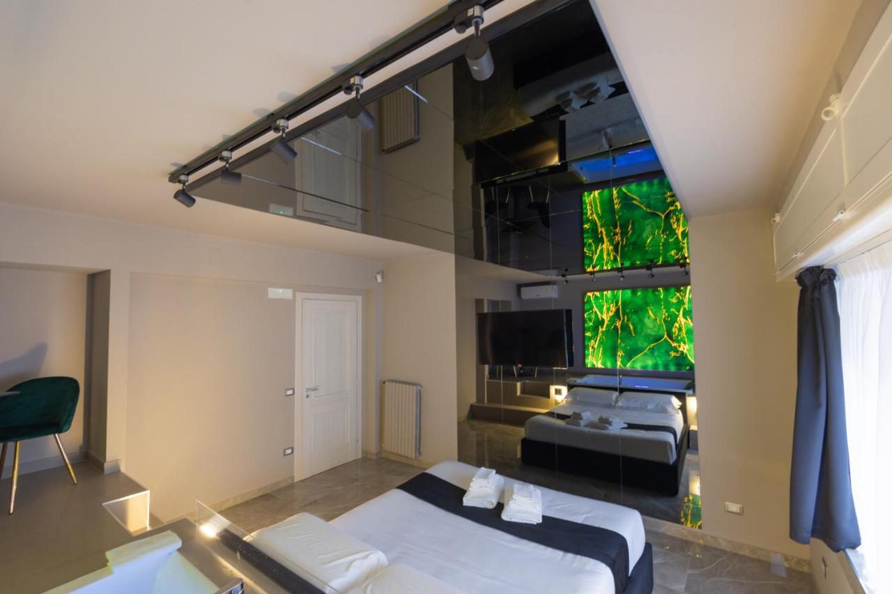 Double Room with Spa Bath,1373903045:JPEG