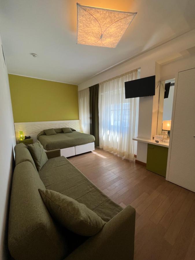Junior Suite,1379472596:JPEG