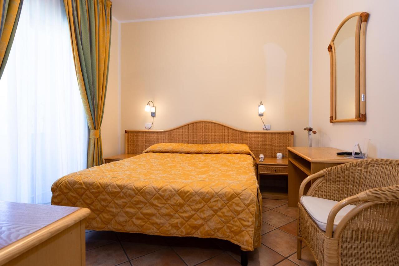 Basic Twin/Double Room