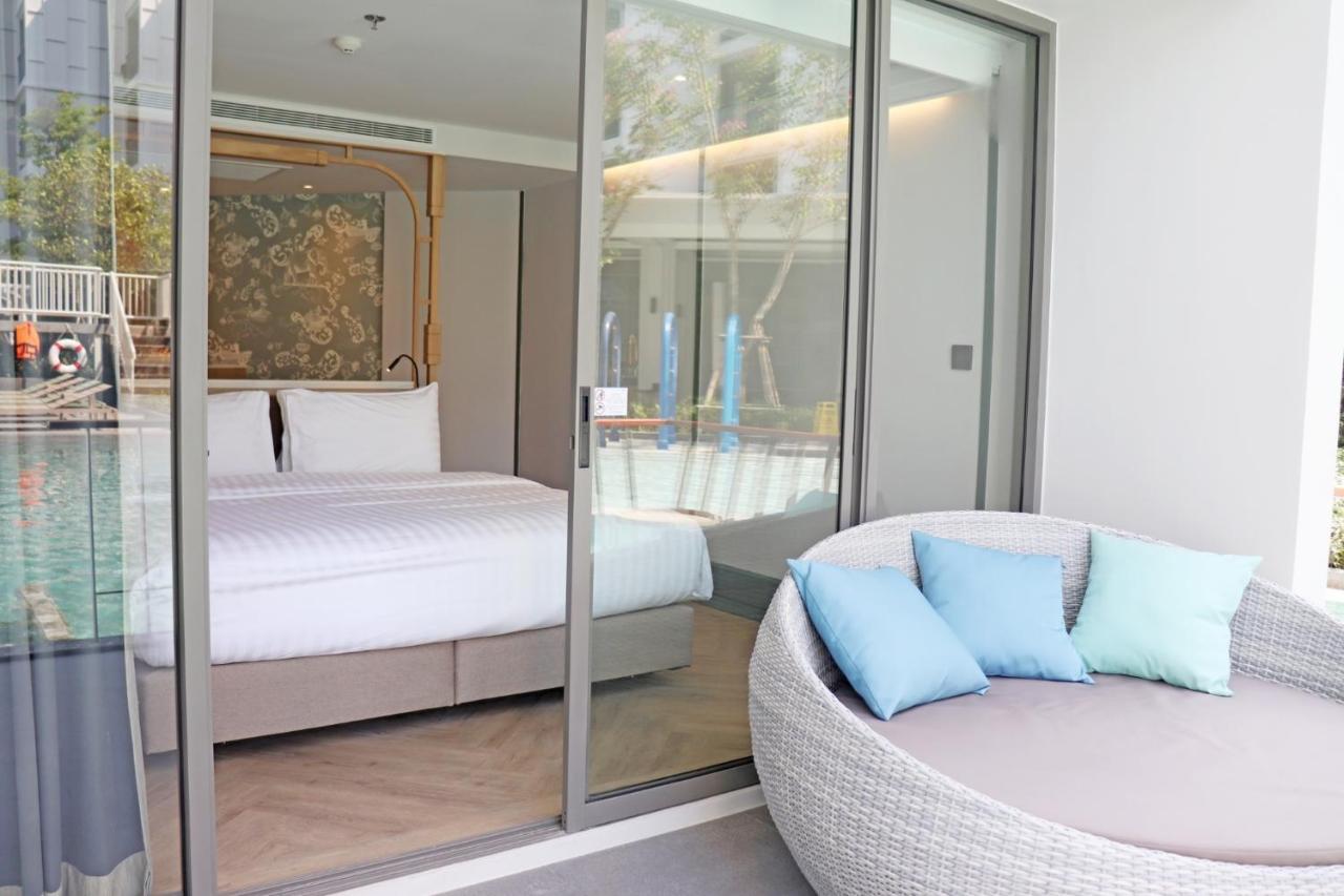Junior Suite Quarter con 1 Letto King-Size e Accesso Piscina