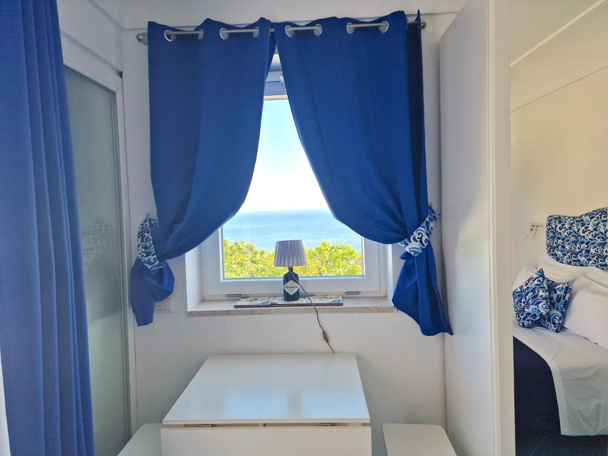 Deluxe Double Room Sea View