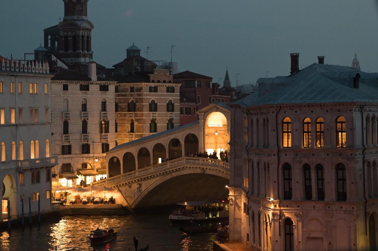 Camera King con Terrazza e Vista Canal Grande e Ponte di Rialto