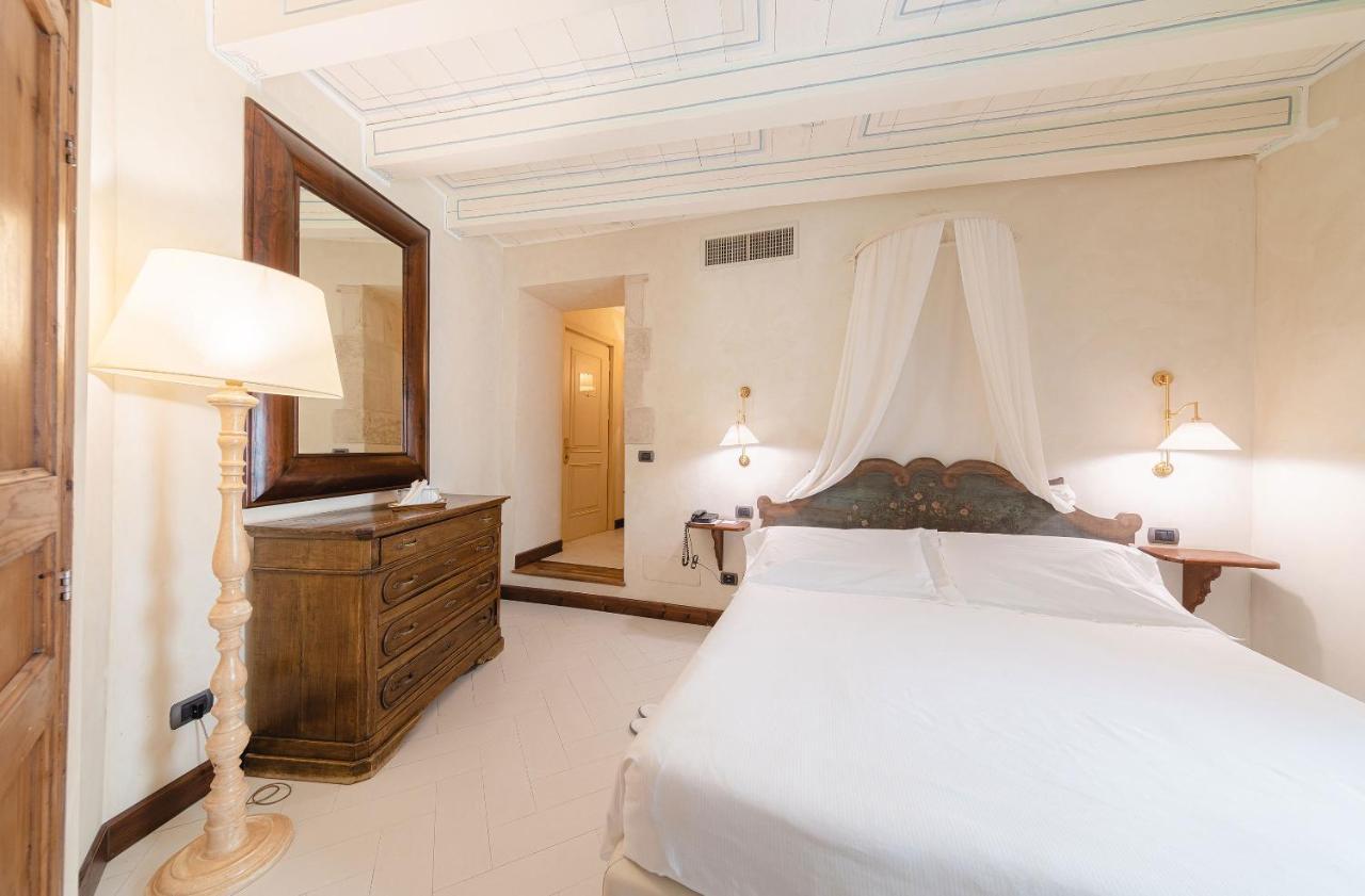 Classic Double or Twin Room,1404110372:JPEG