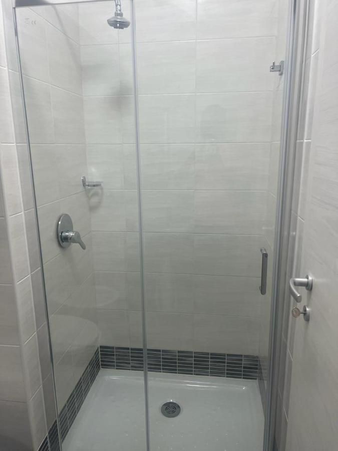 Camera Familiare con Bagno