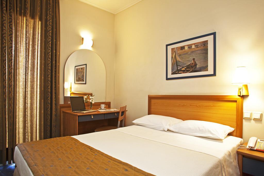 Standard Single Room,537307695:JPEG