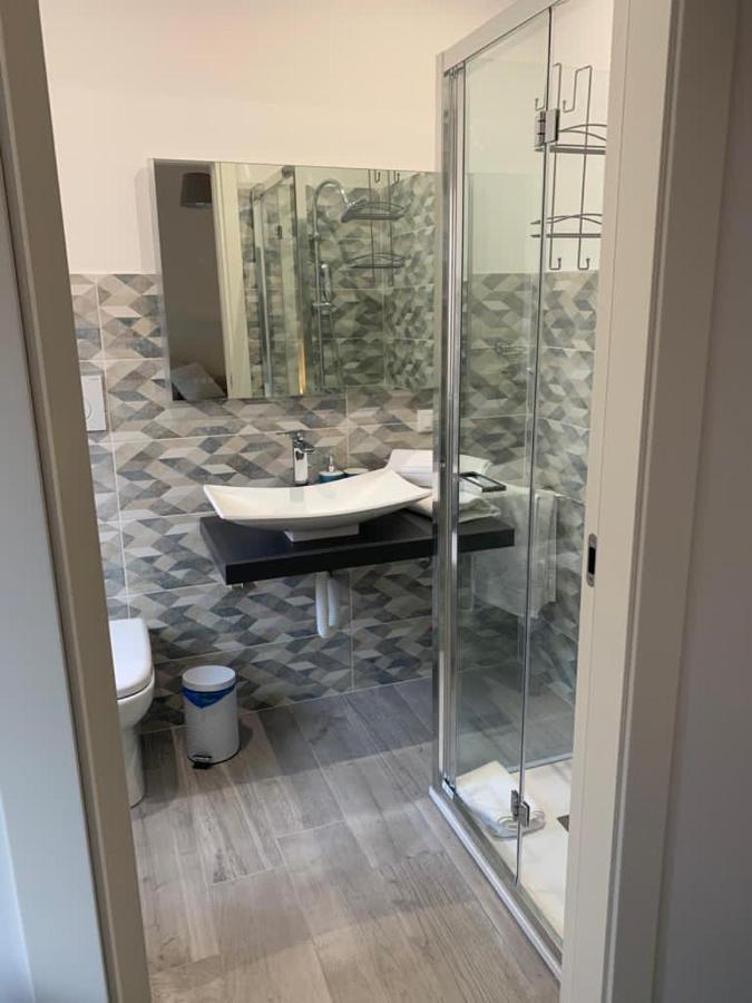 Camera Matrimoniale con Bagno Privato