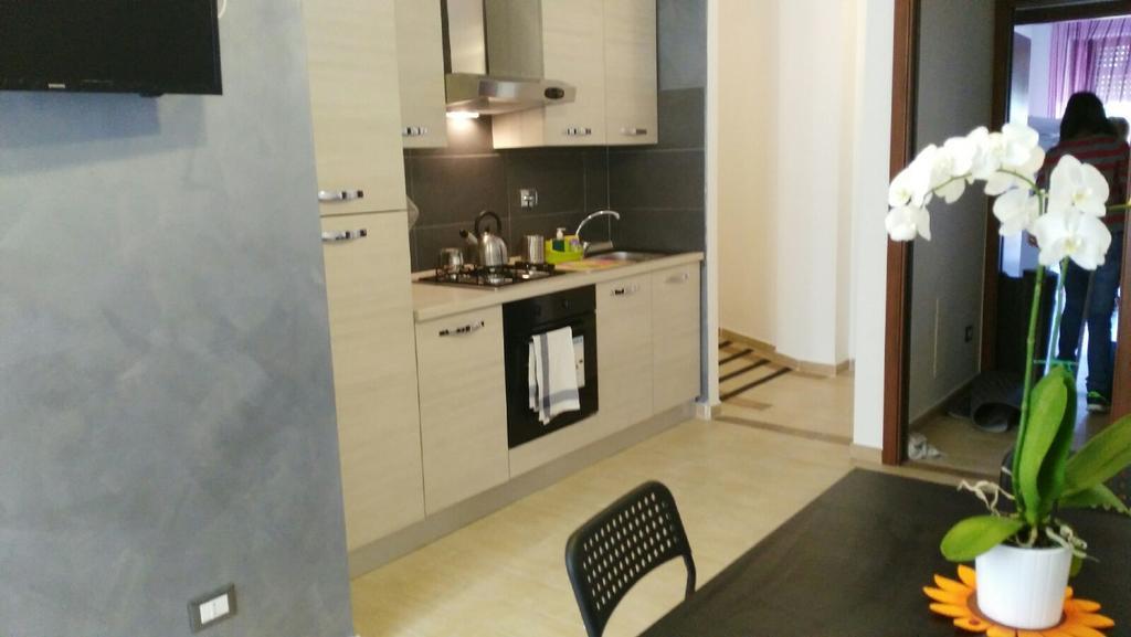 Three-Bedroom Apartment,141357222:JPEG