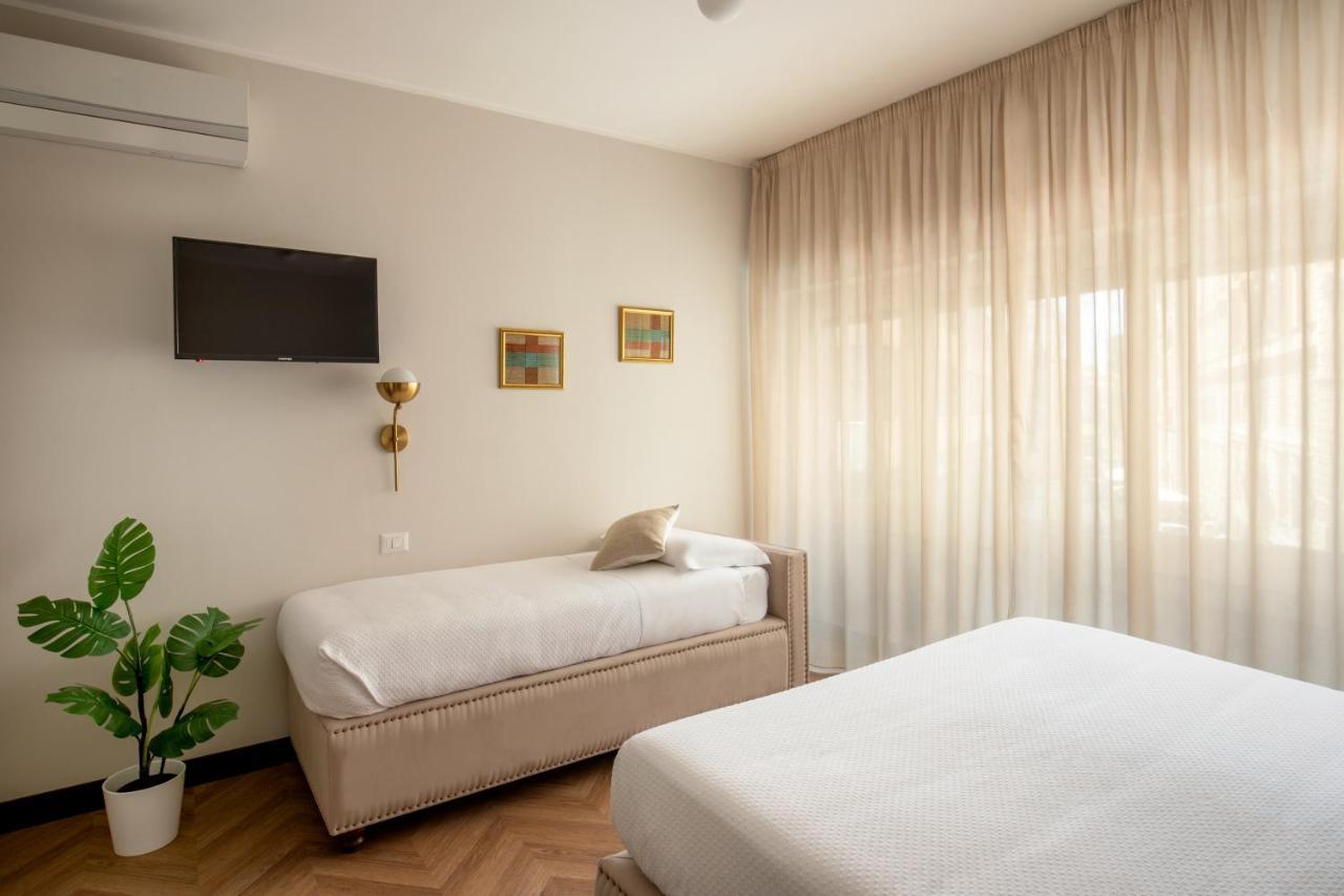 Double Room with Extra Bed,1418731446:JPEG