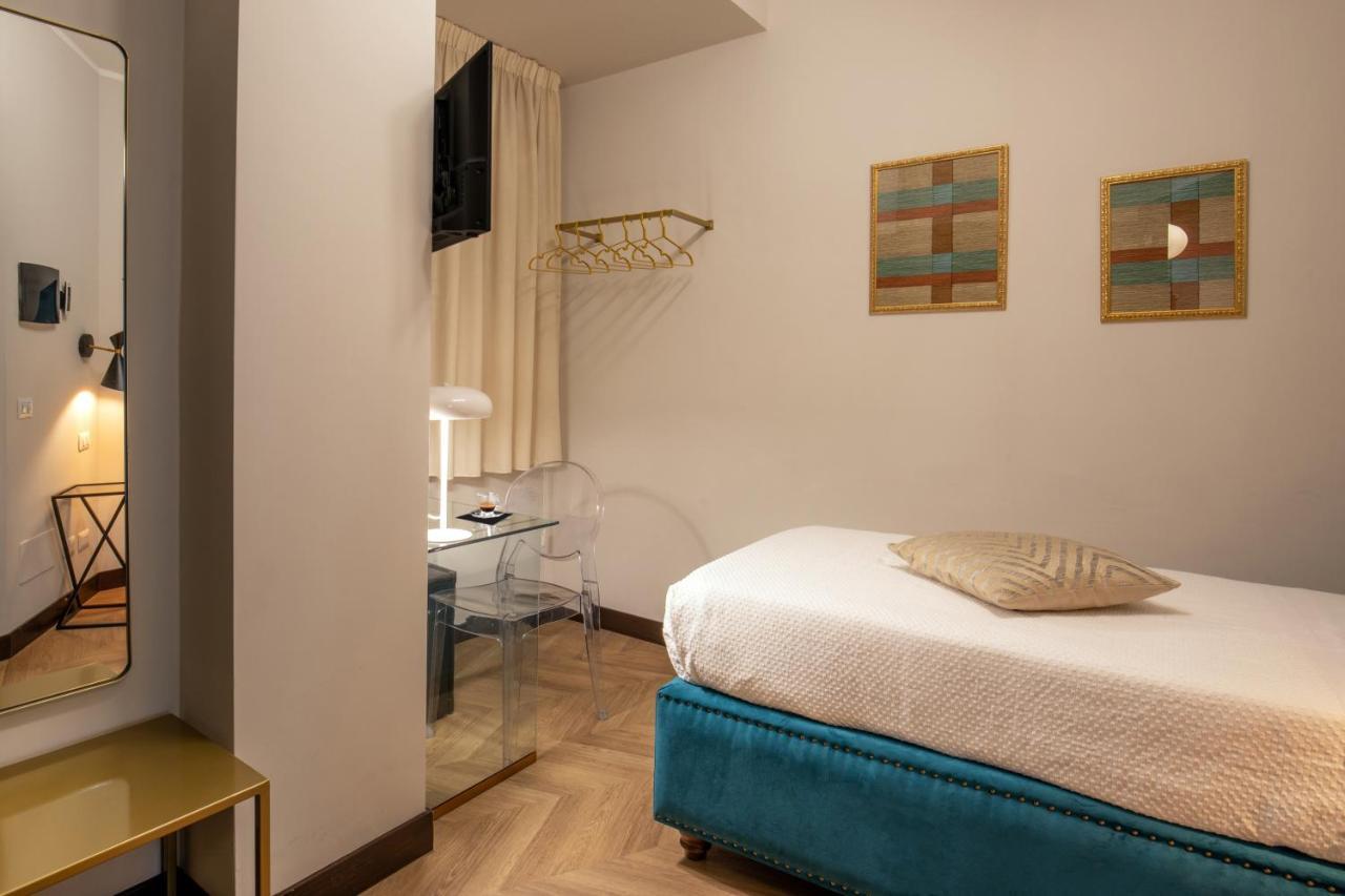 Small Single Room,1418738649:JPEG