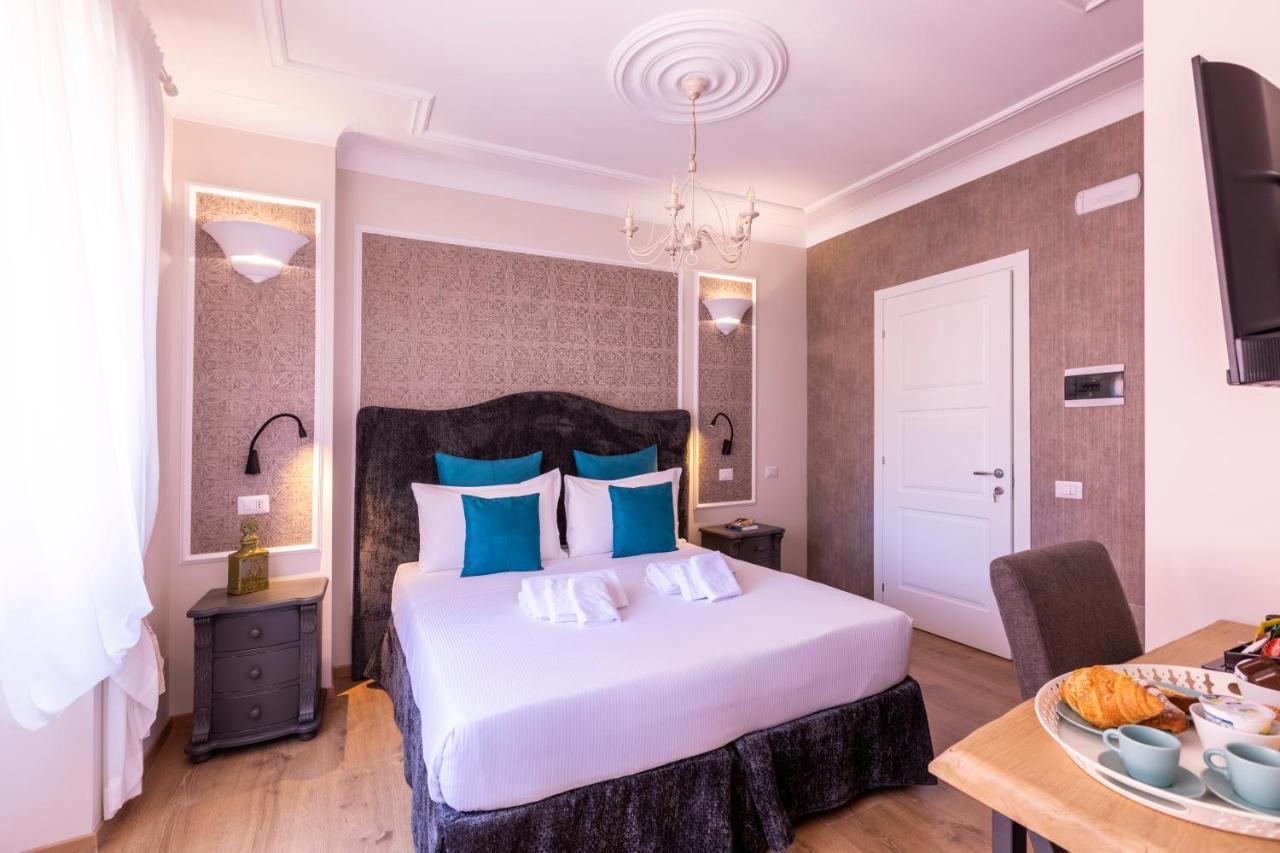 Double or Twin Room,1428564424:JPEG