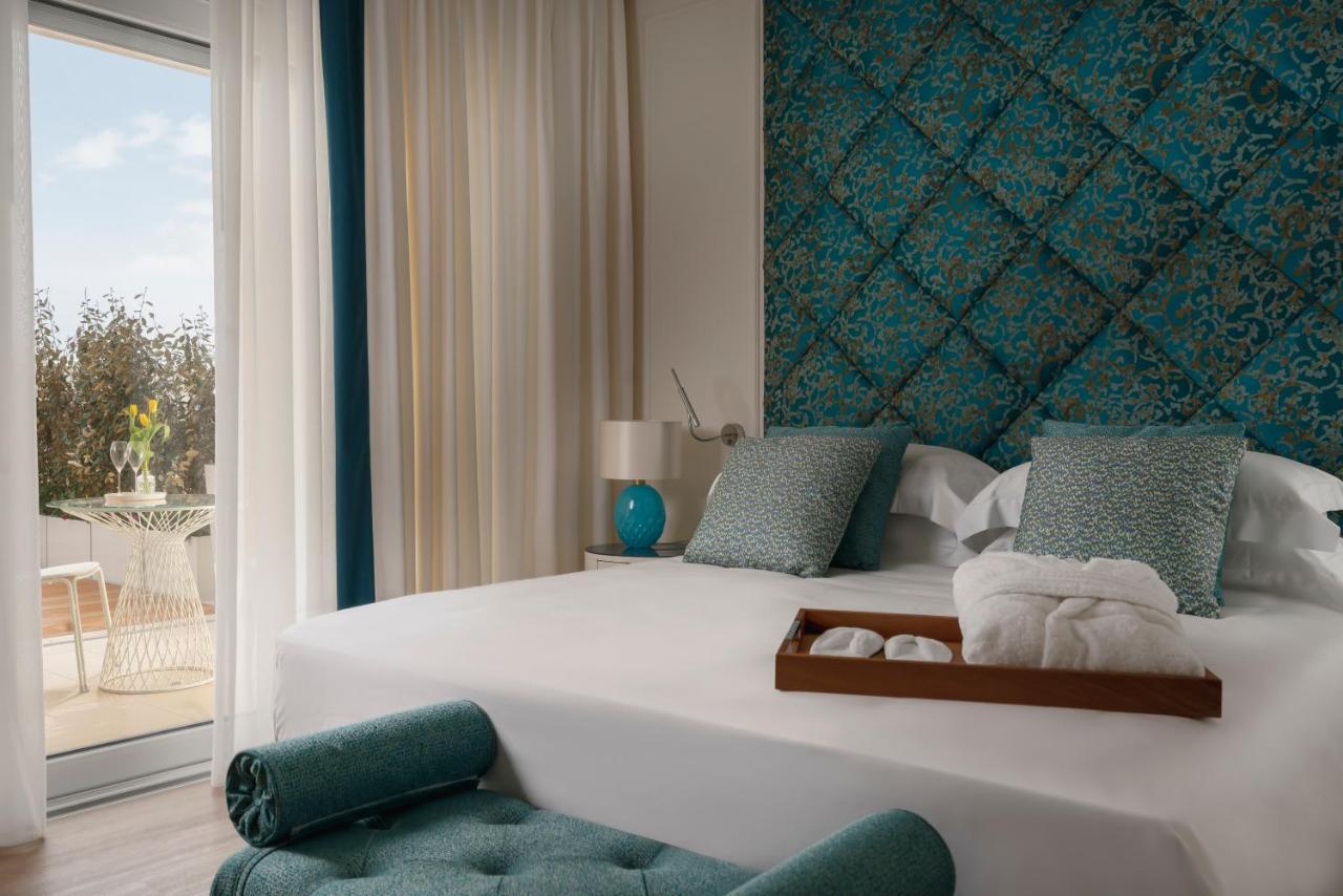 Suite with Sea View,1461676636:JPEG