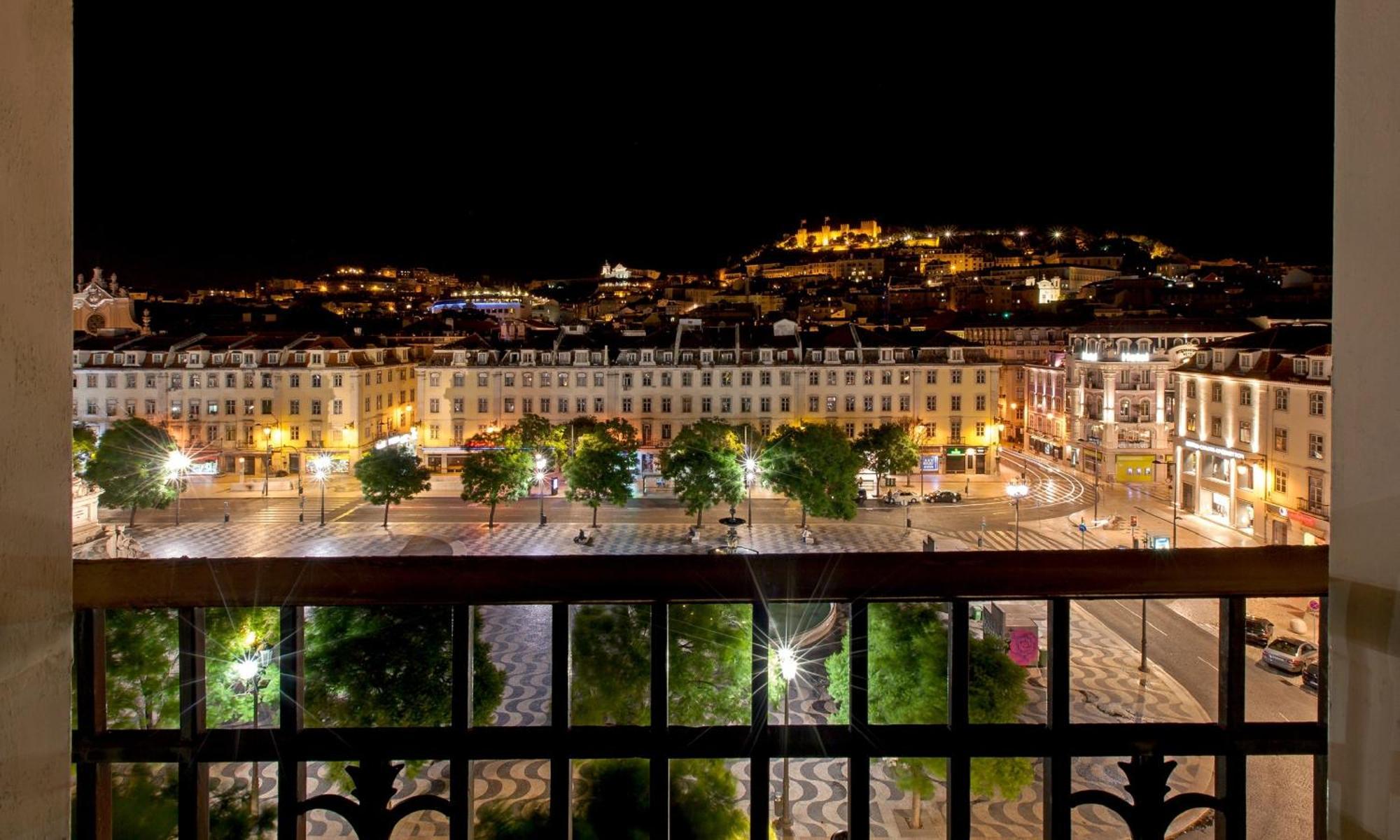 Camera Matrimoniale/Doppia con Letti Singoli con Vista Piazza Rossio