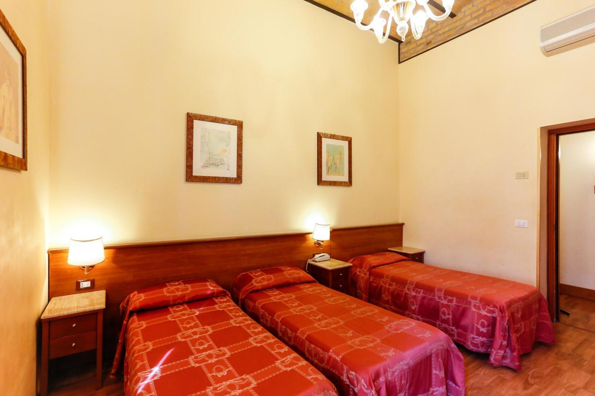 Triple Room,789462894:JPEG