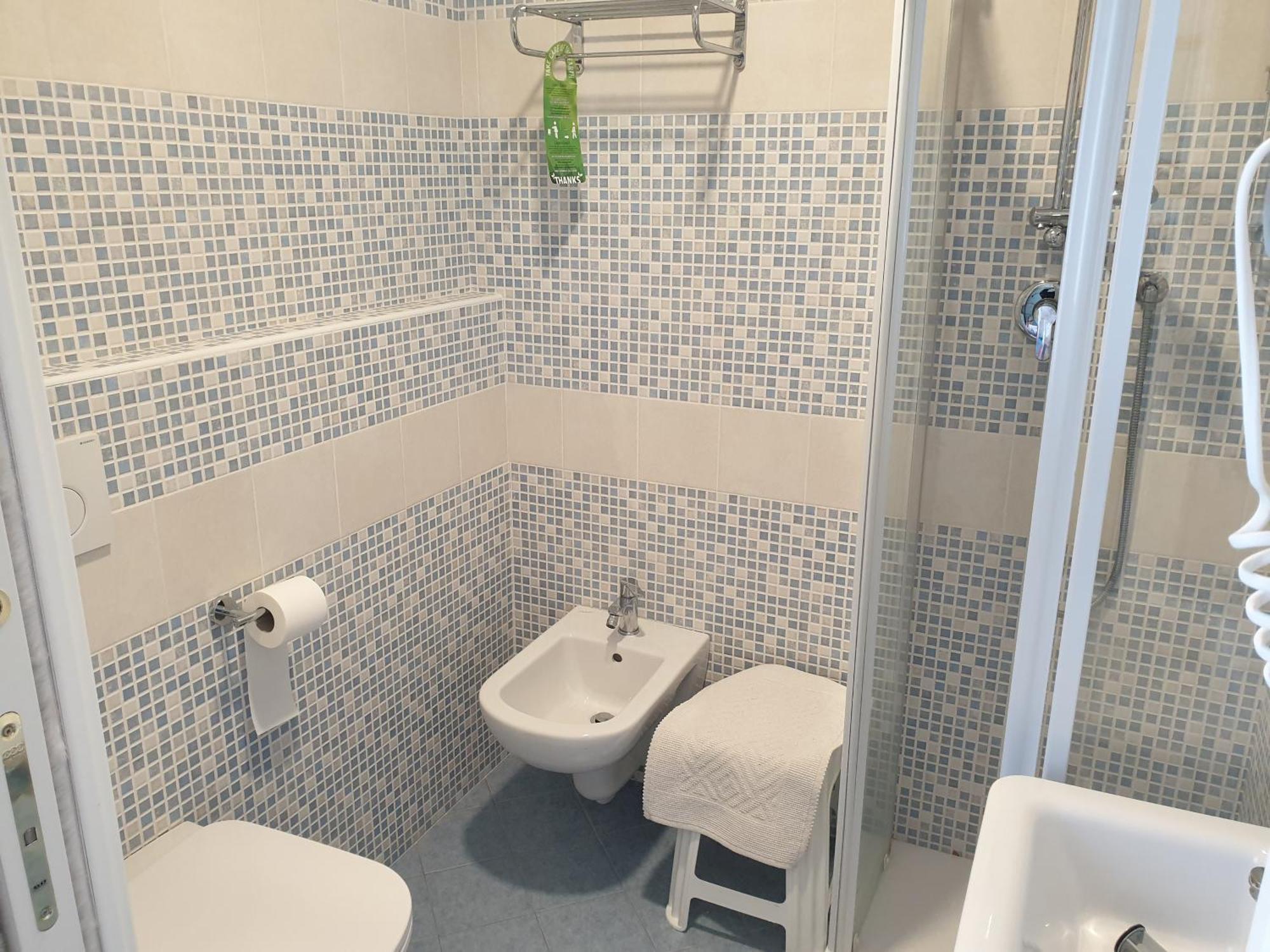Double or Twin Room,1544128960:JPEG