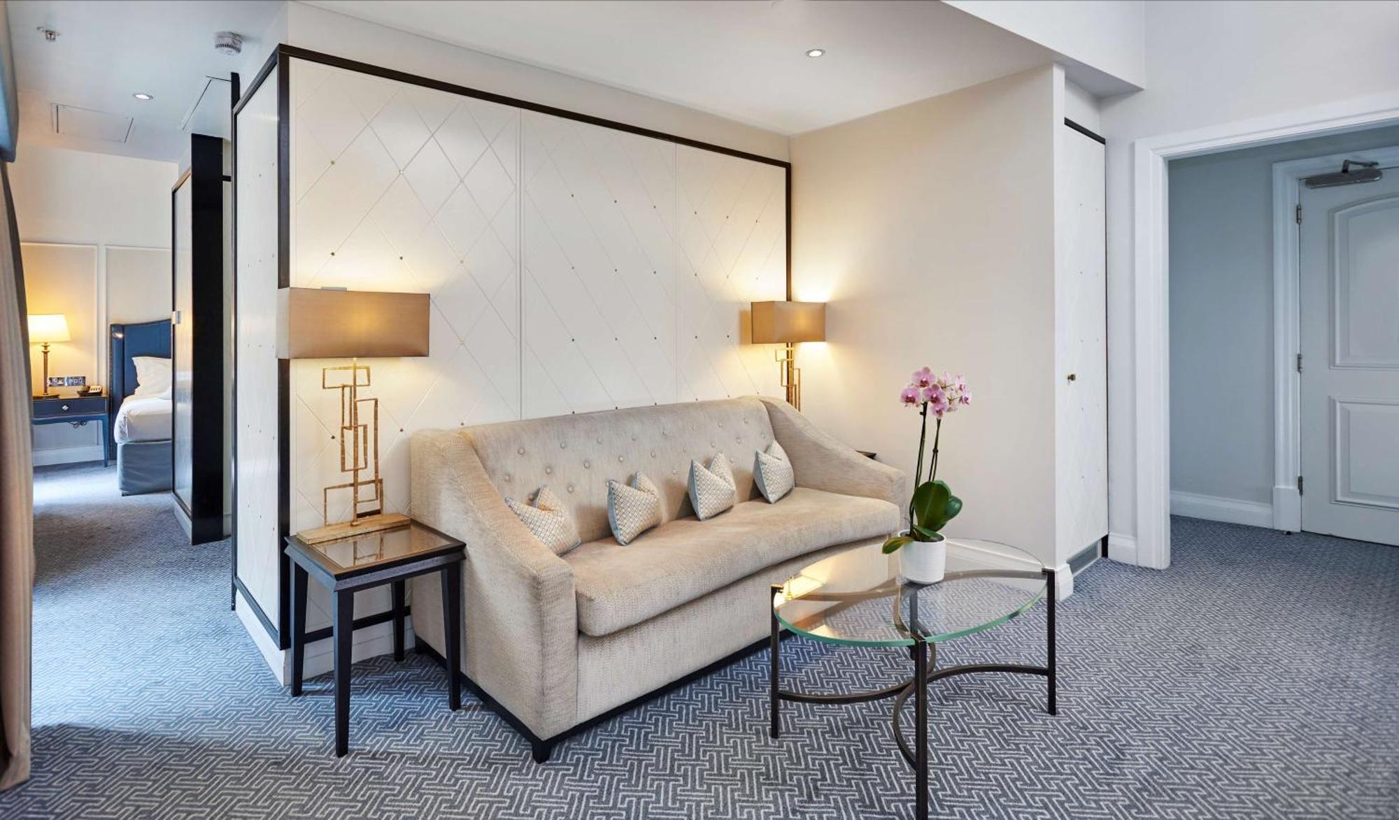 Hilton Executive Suite with Lounge Access,1437250054:JPEG