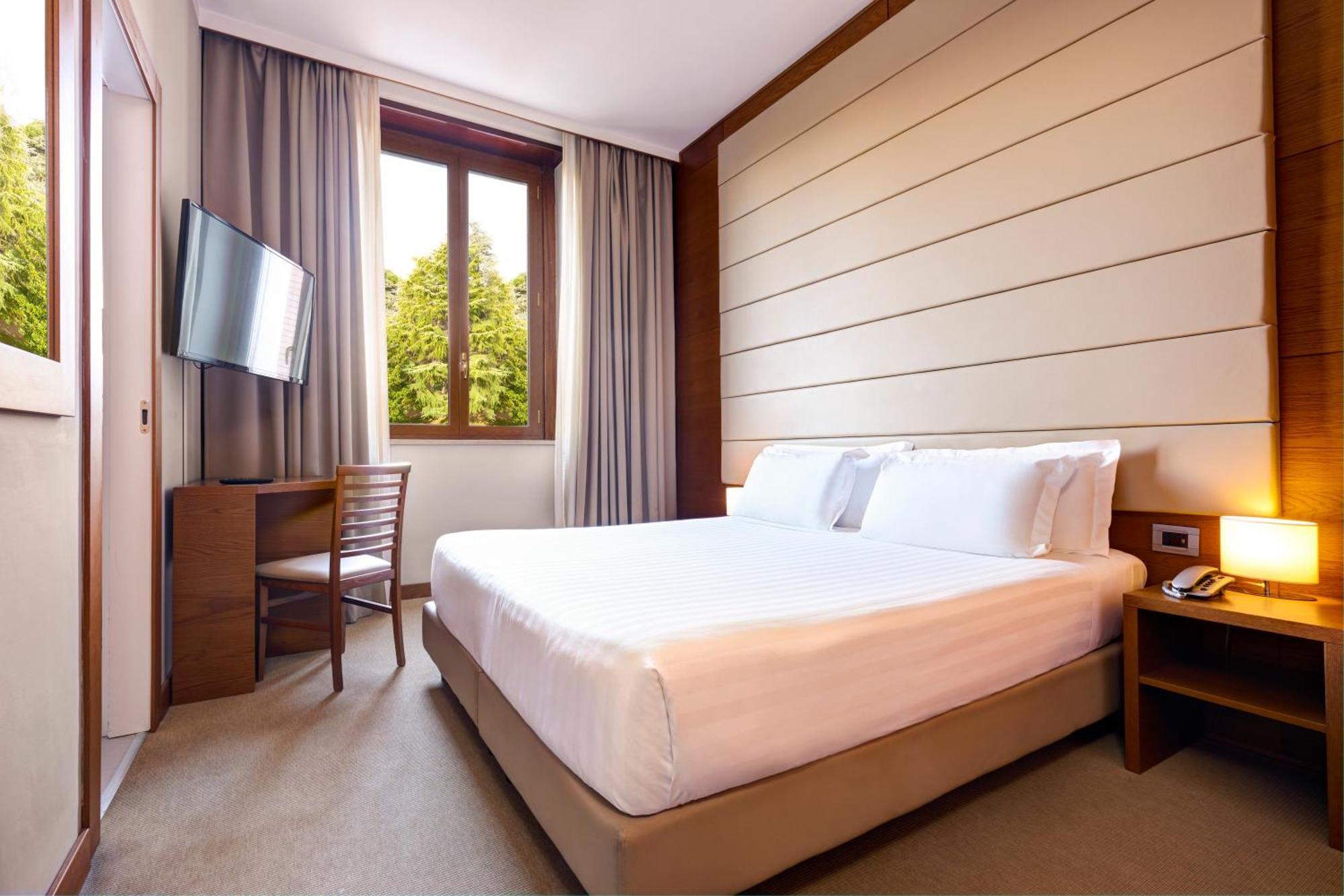 Superior Double or Twin Room,1437744973:JPEG