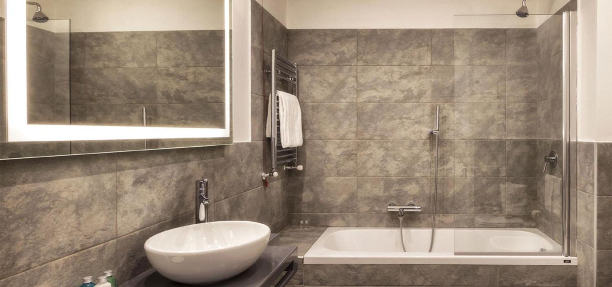 Two-Floor Suite,1742588200:JPEG