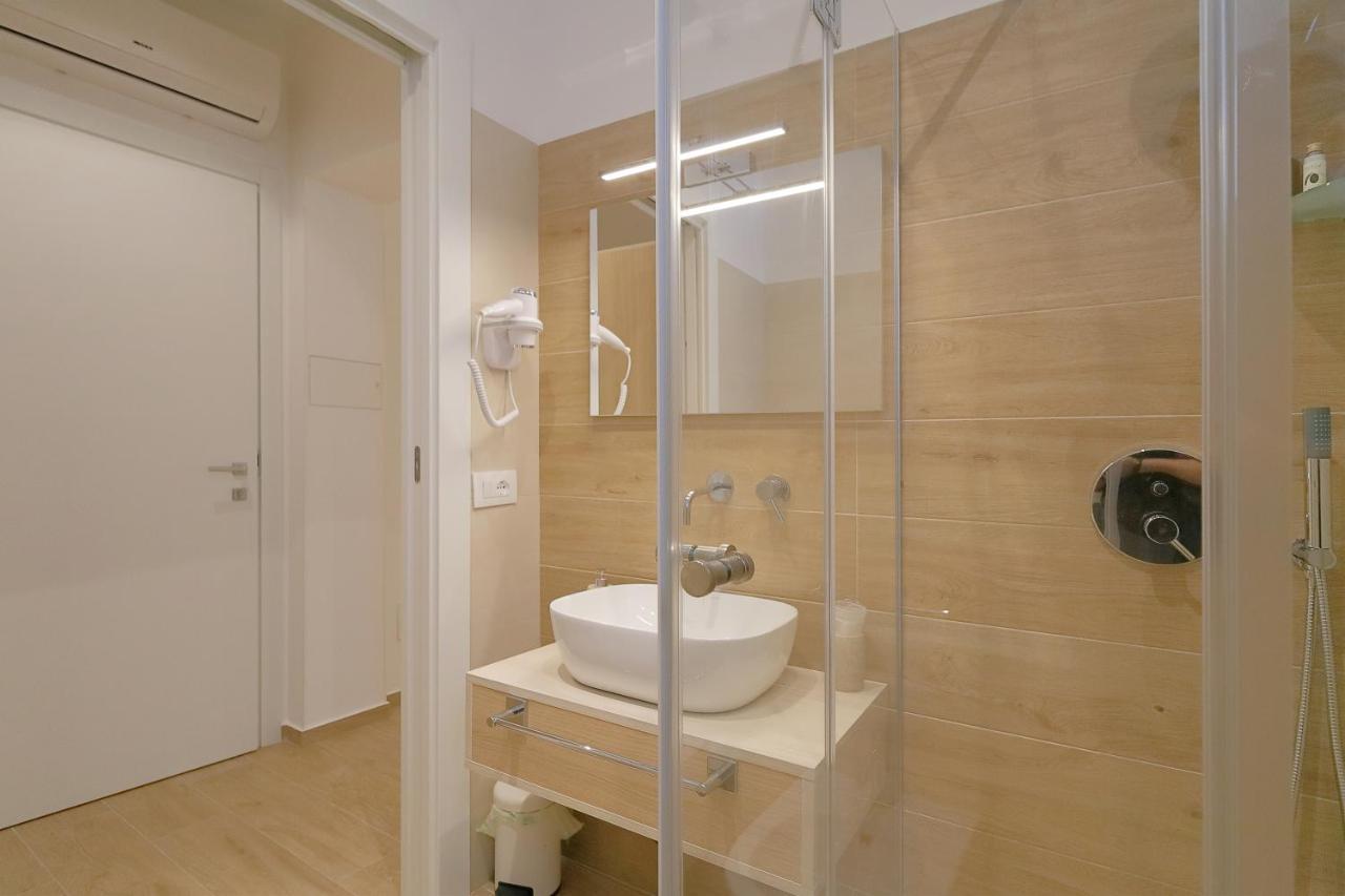 Camera Matrimoniale con Bagno Privato