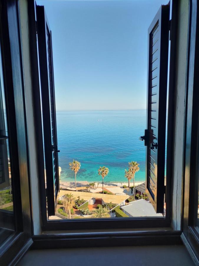 Camera Tripla Standard con Vista Mare