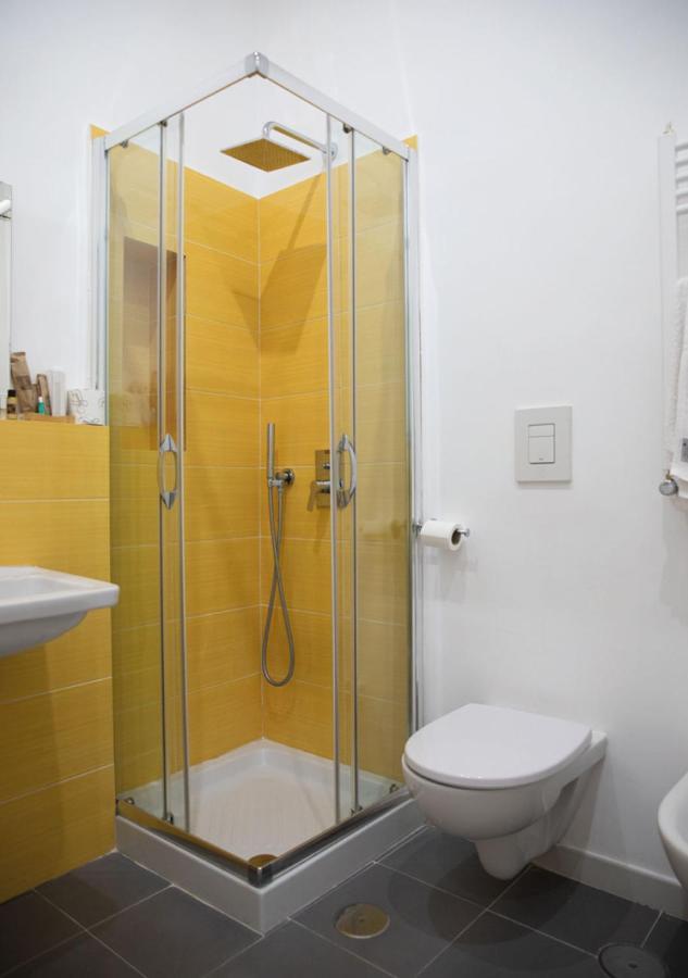 Camera Matrimoniale con Bagno Privato