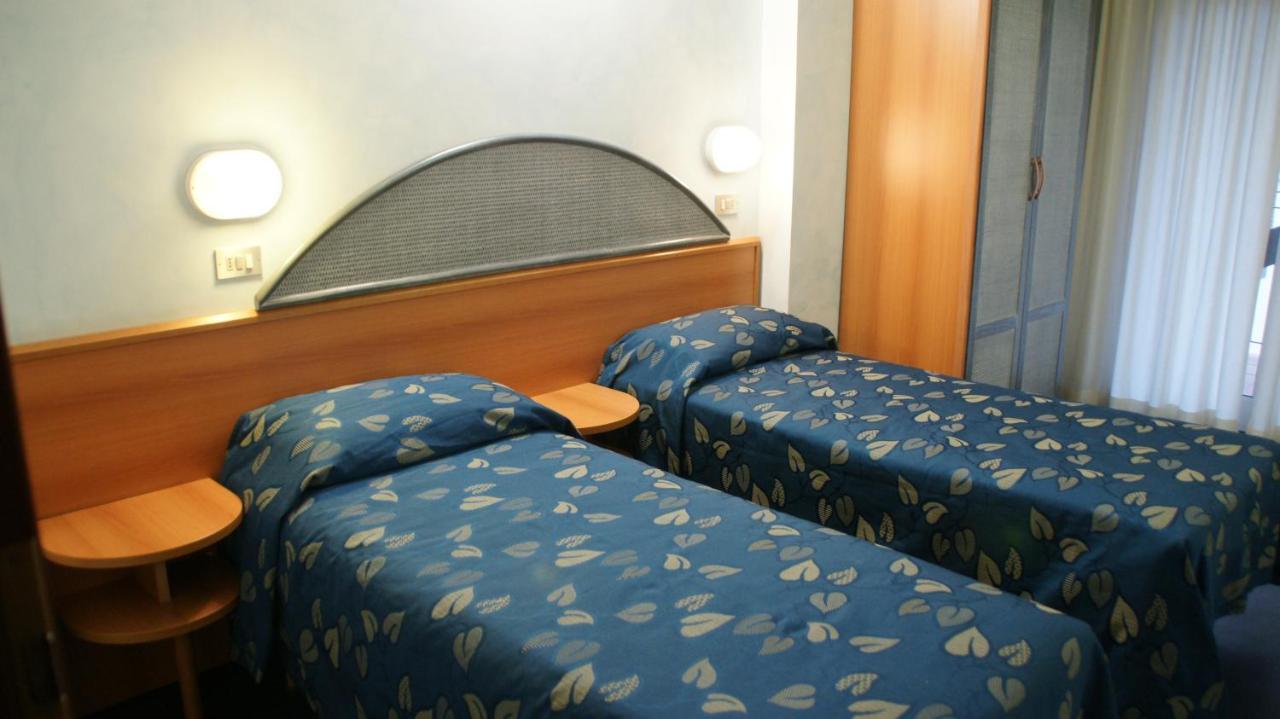 Double or Twin Room Balcony,1469053985:JPEG
