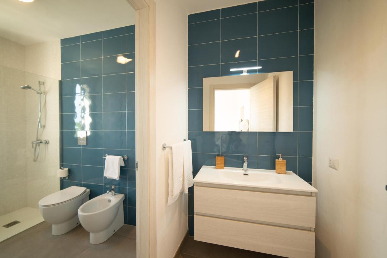 Apartment with Balcony,1470009434:JPEG