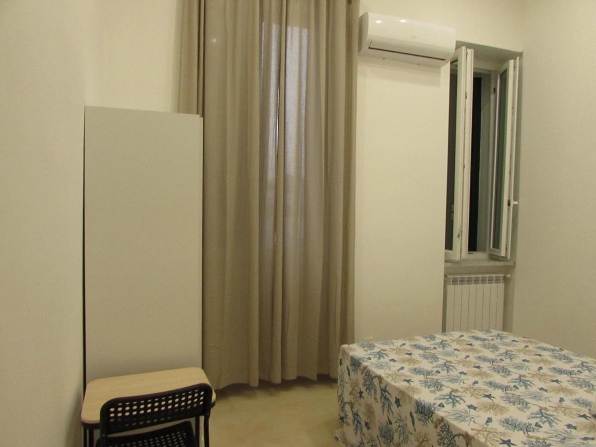 Double Room with Private Bathroom,1470911078:JPEG