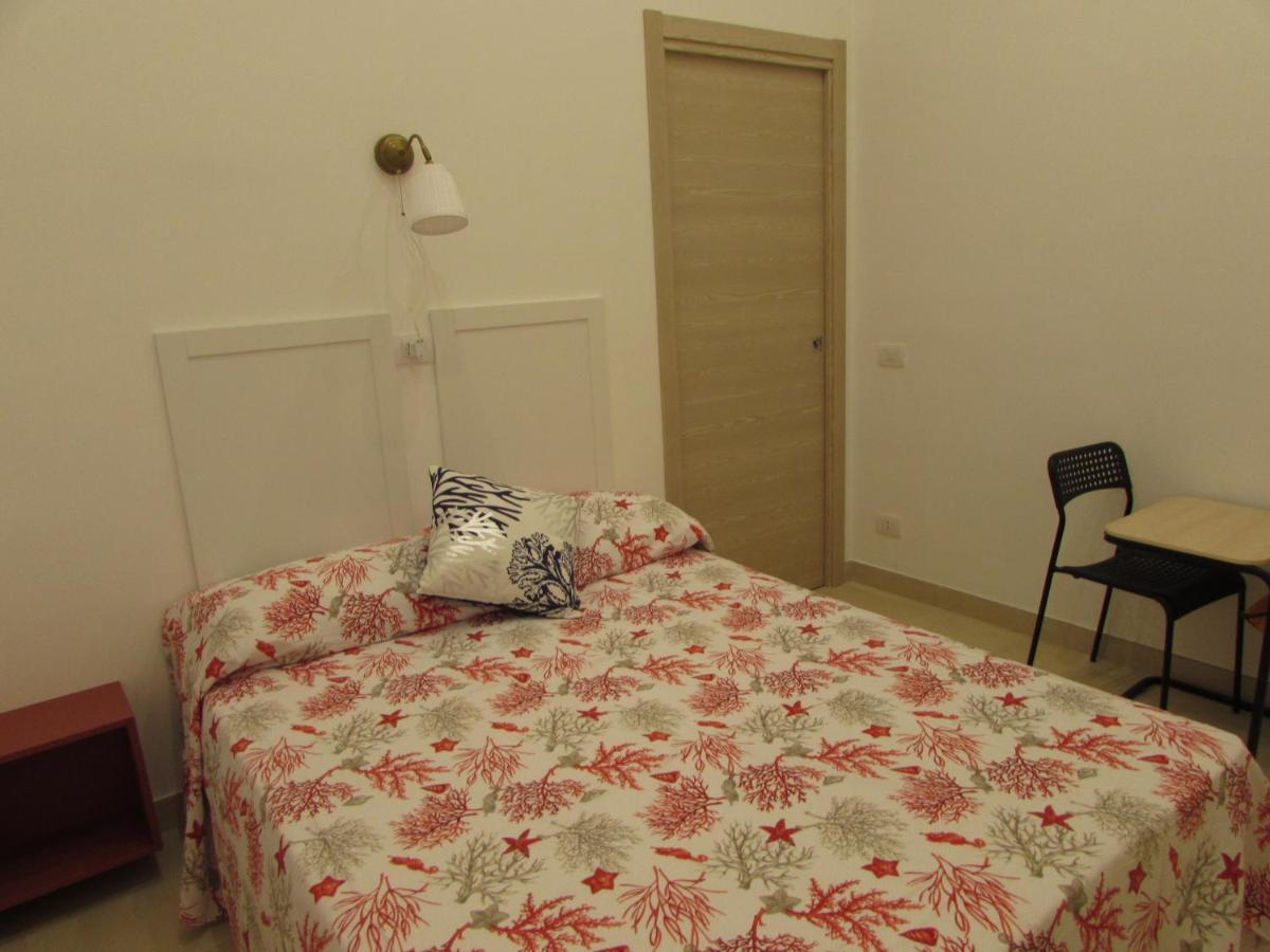 Double Room with Private Bathroom,1470911330:JPEG