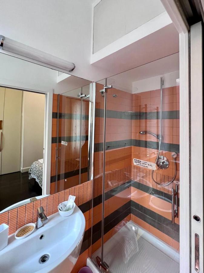 Double Room,1489083874:JPEG