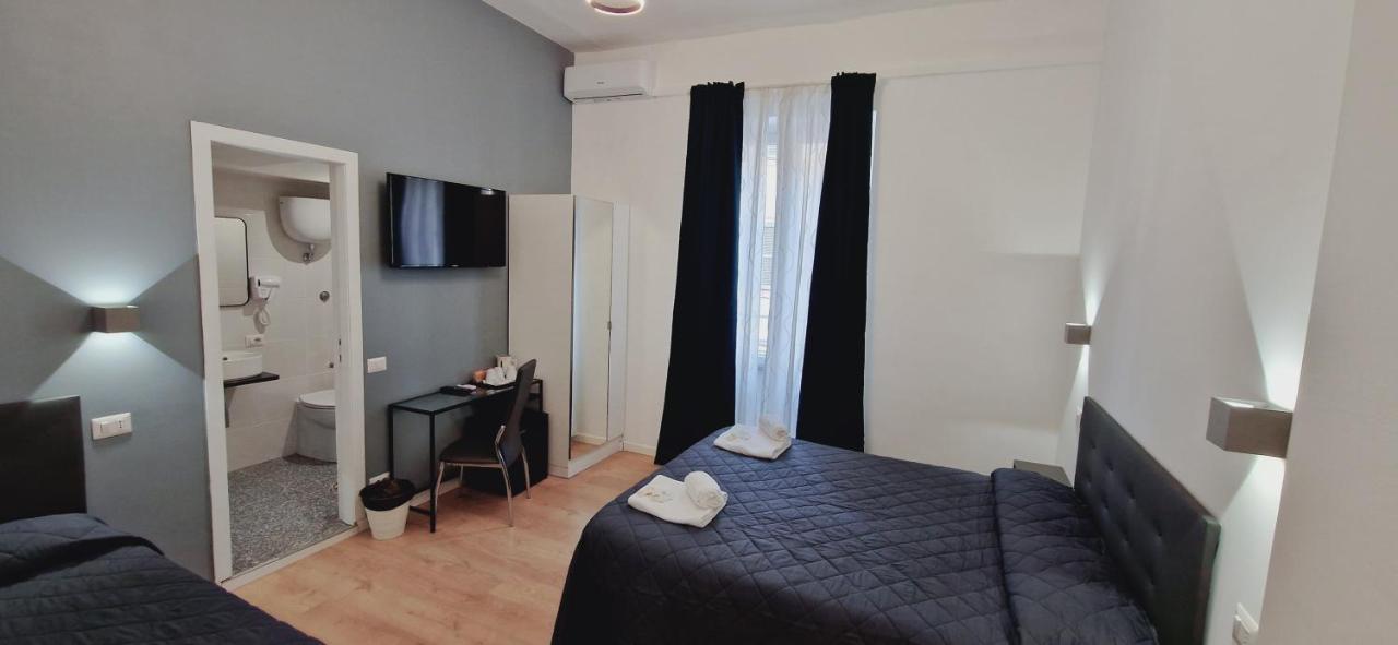 Camera Matrimoniale con Letto Supplementare