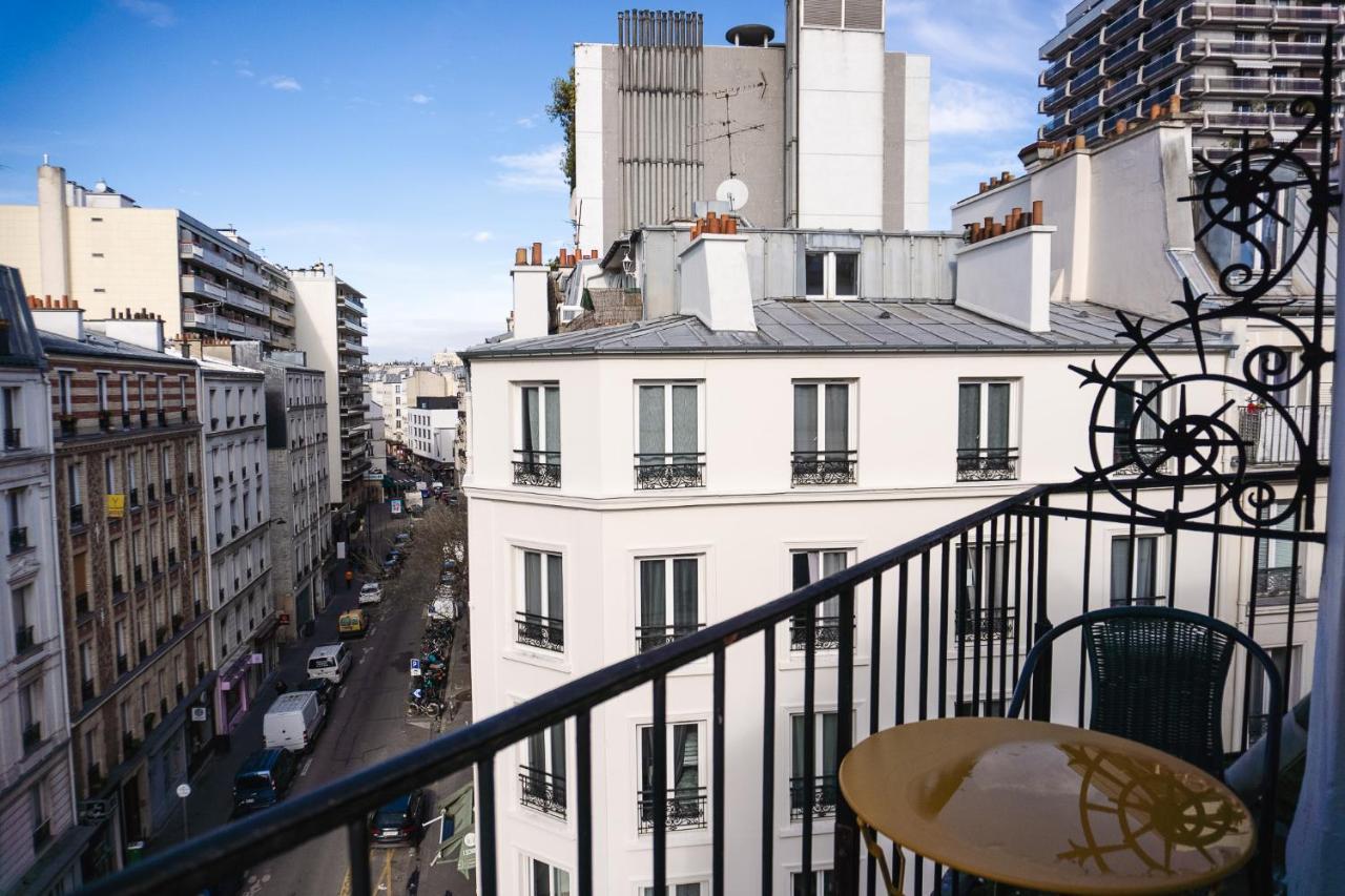Deluxe Double Room with Balcony,1678624981:JPEG