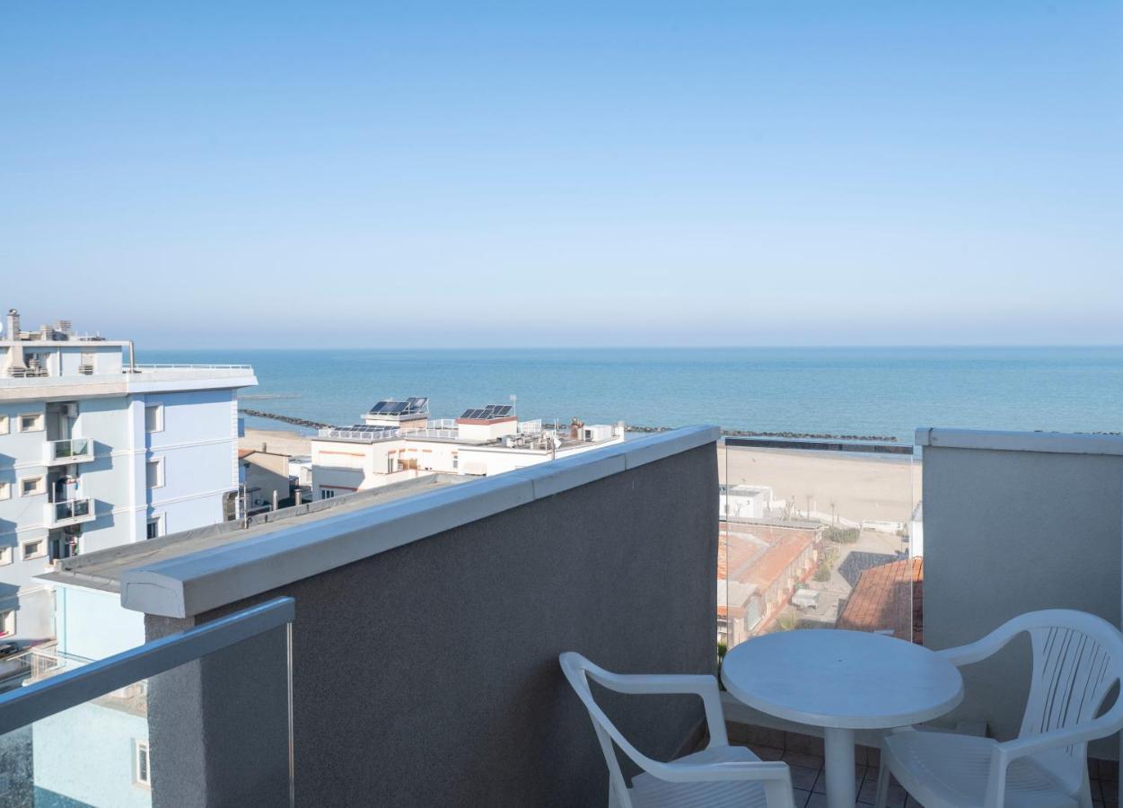 Standard Double or Twin Room with Sea View,1498684360:JPEG
